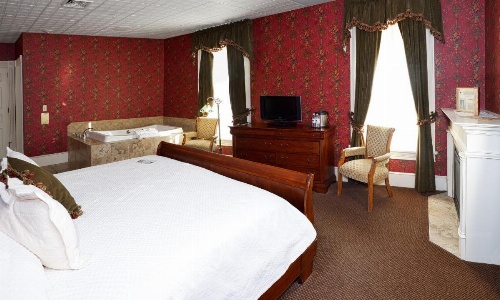 Big Tree Inn image 15